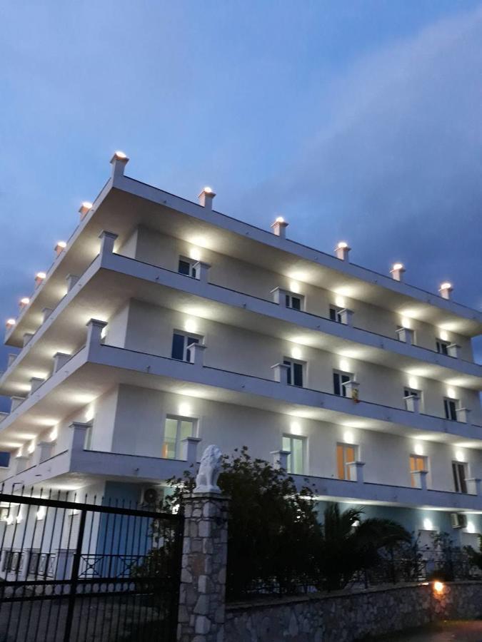 Mihalis Apartments Χειμάρρα Εξωτερικό φωτογραφία