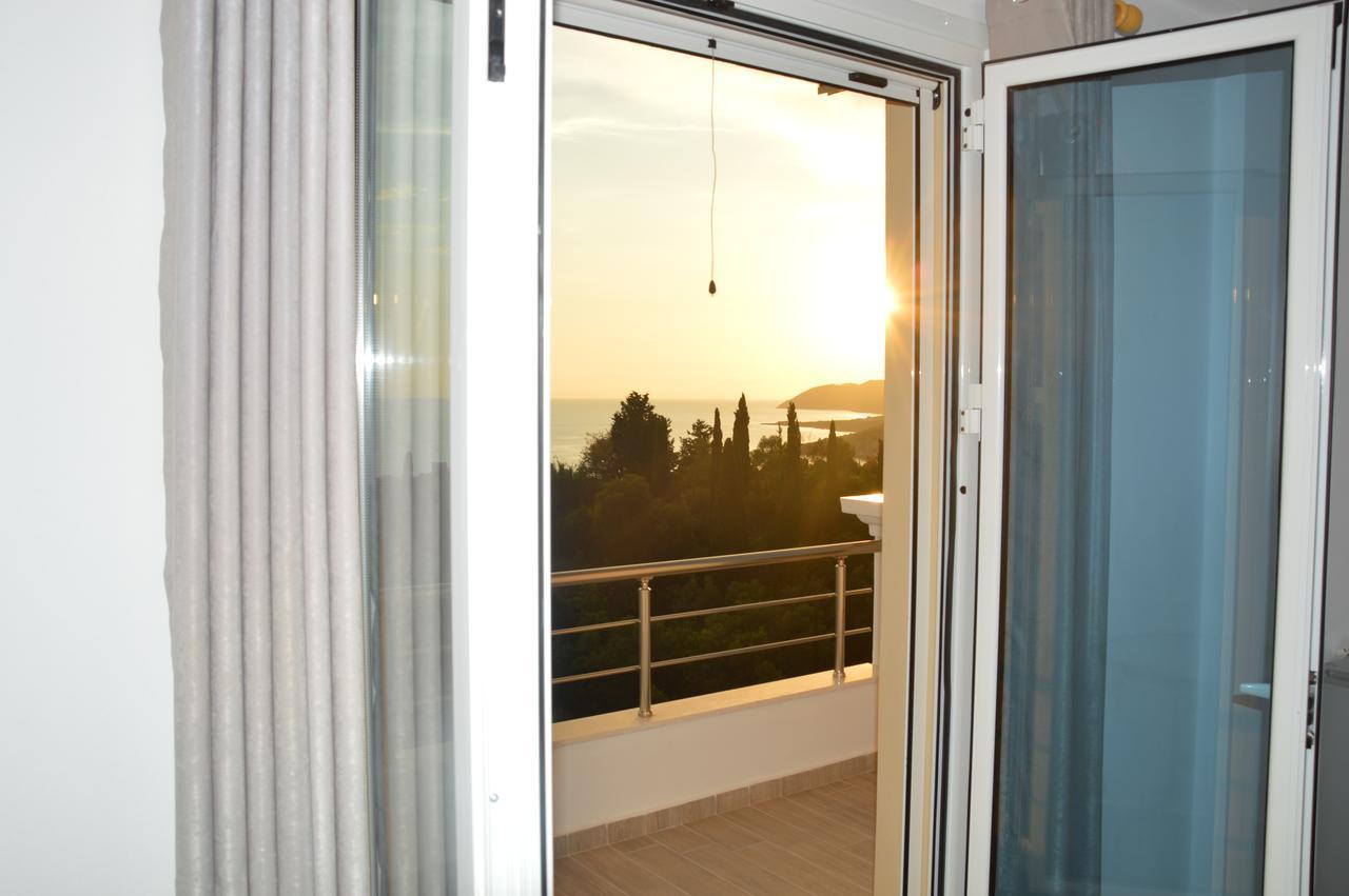 Mihalis Apartments Χειμάρρα Εξωτερικό φωτογραφία
