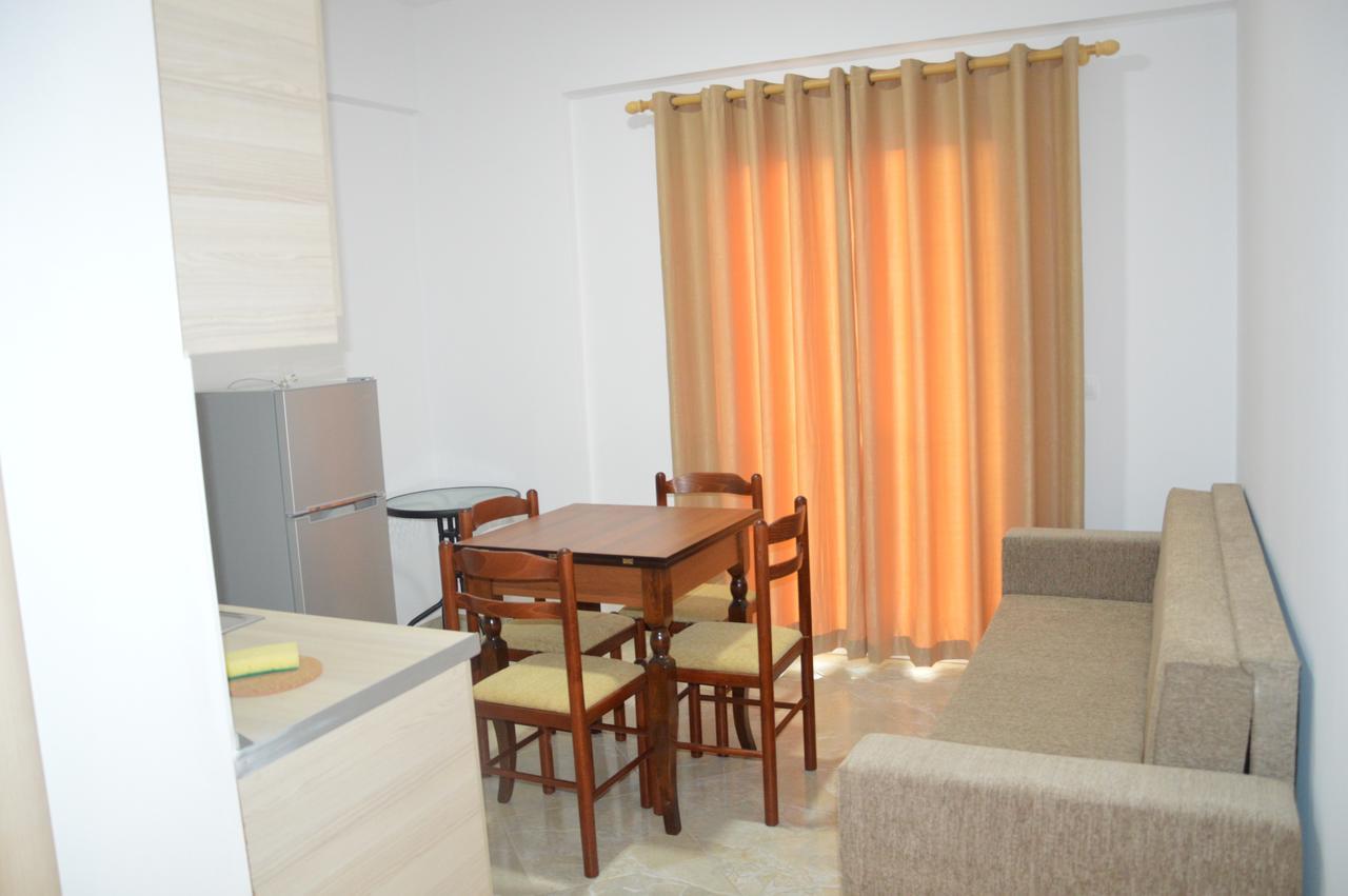 Mihalis Apartments Χειμάρρα Εξωτερικό φωτογραφία