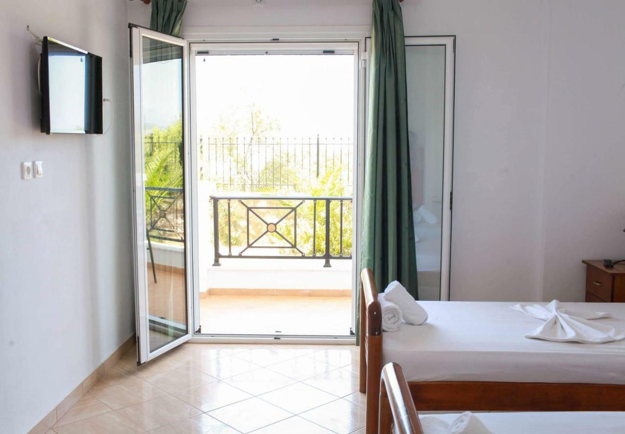 Mihalis Apartments Χειμάρρα Εξωτερικό φωτογραφία