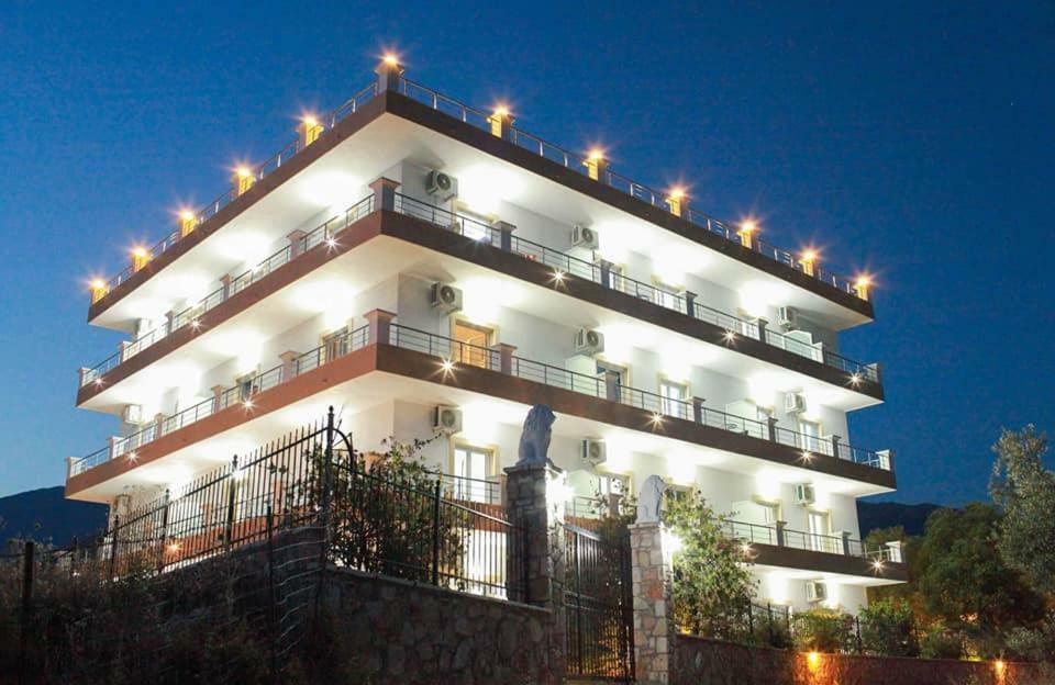 Mihalis Apartments Χειμάρρα Εξωτερικό φωτογραφία